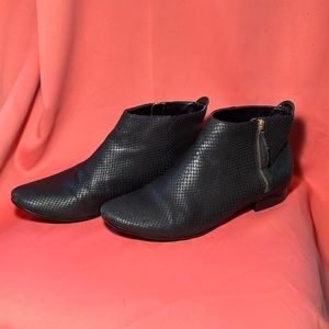 Cole Haan Belmont Booties, Gray/Black Leather size 10B